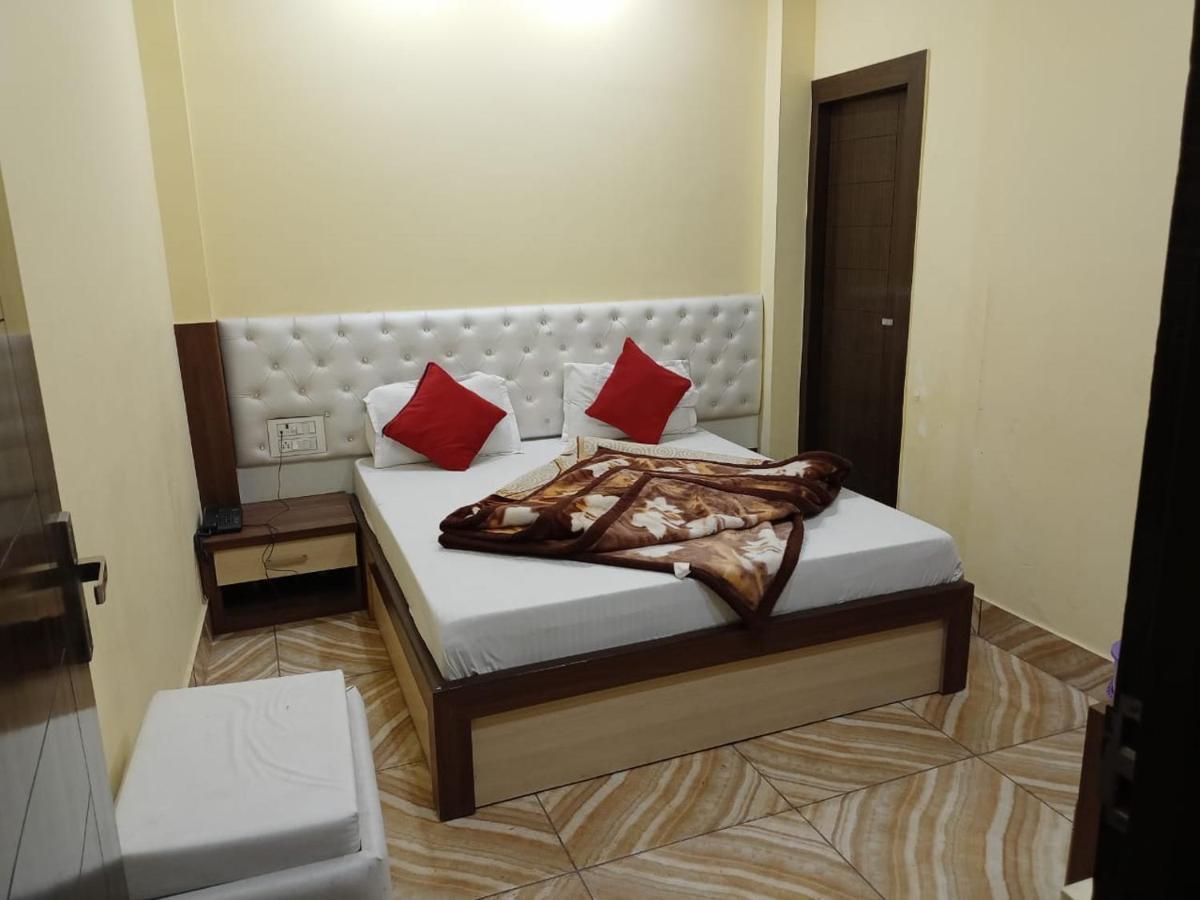 Hotel vinayak inn Haridwār Buitenkant foto