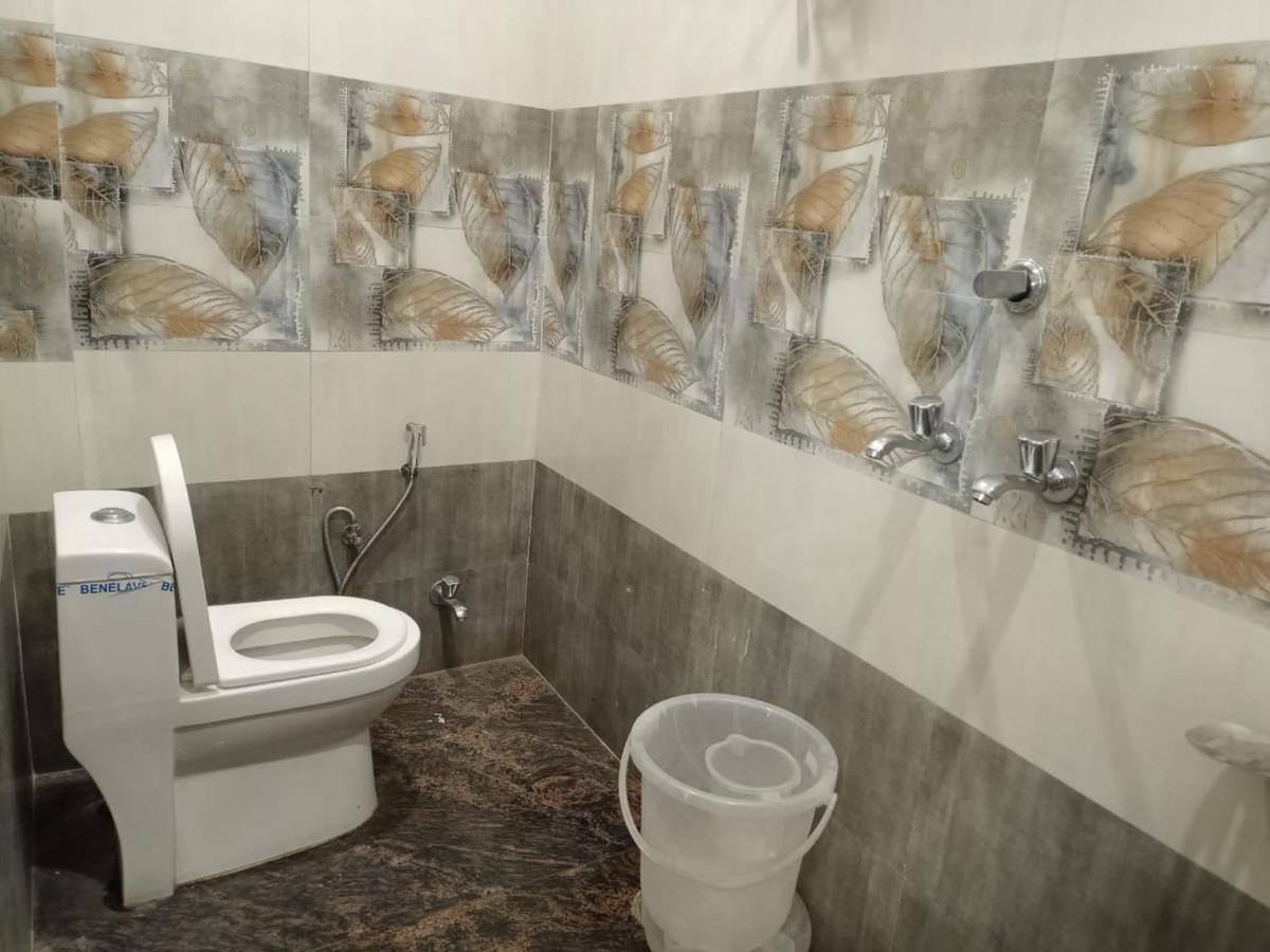 Hotel vinayak inn Haridwār Buitenkant foto