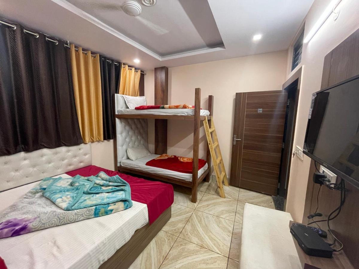Hotel vinayak inn Haridwār Buitenkant foto