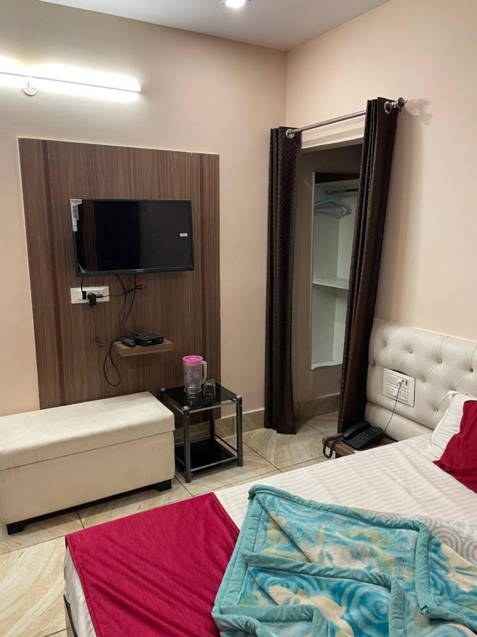 Hotel vinayak inn Haridwār Buitenkant foto