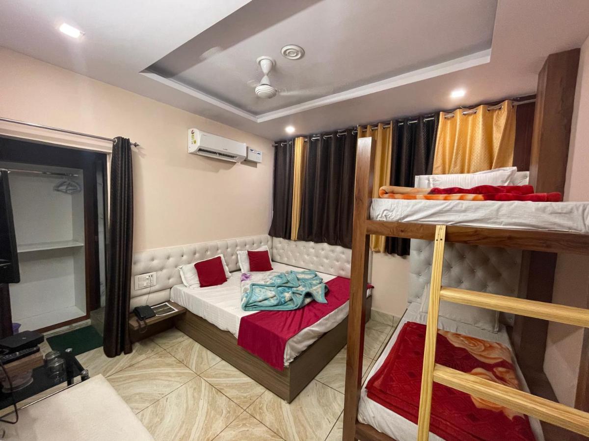 Hotel vinayak inn Haridwār Buitenkant foto