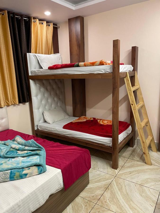Hotel vinayak inn Haridwār Buitenkant foto