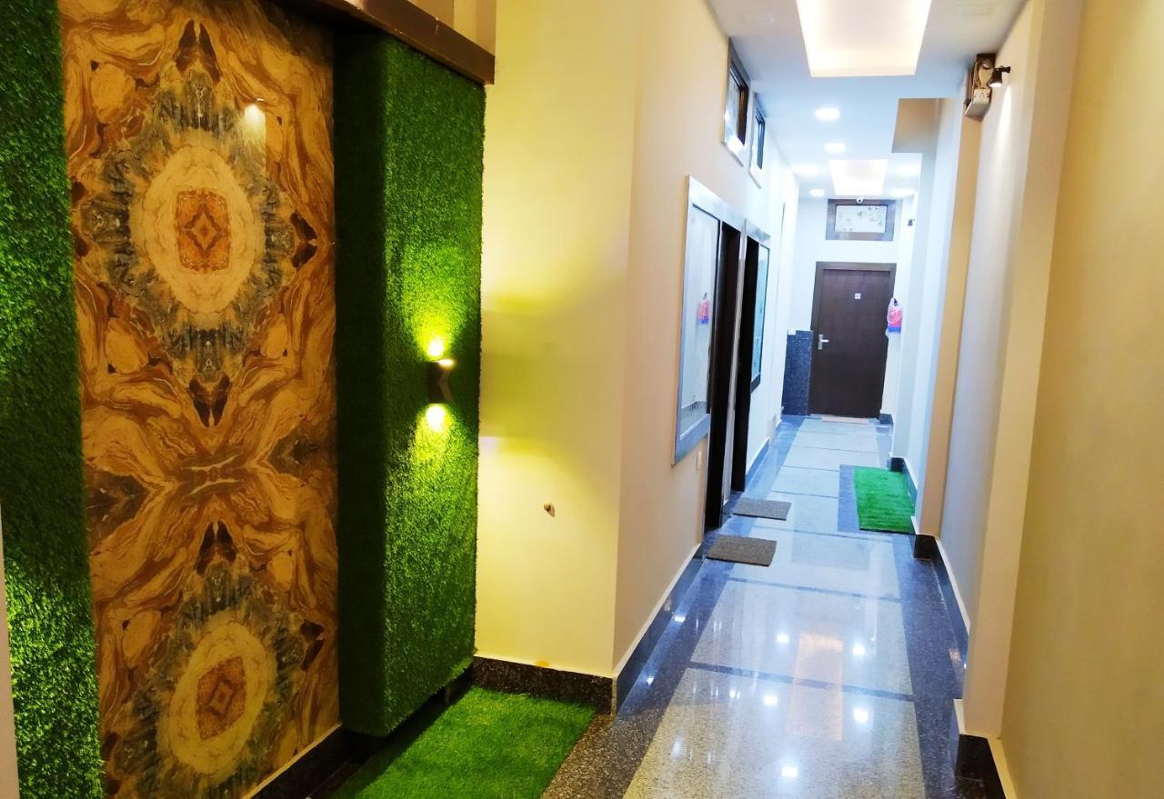 Hotel vinayak inn Haridwār Buitenkant foto
