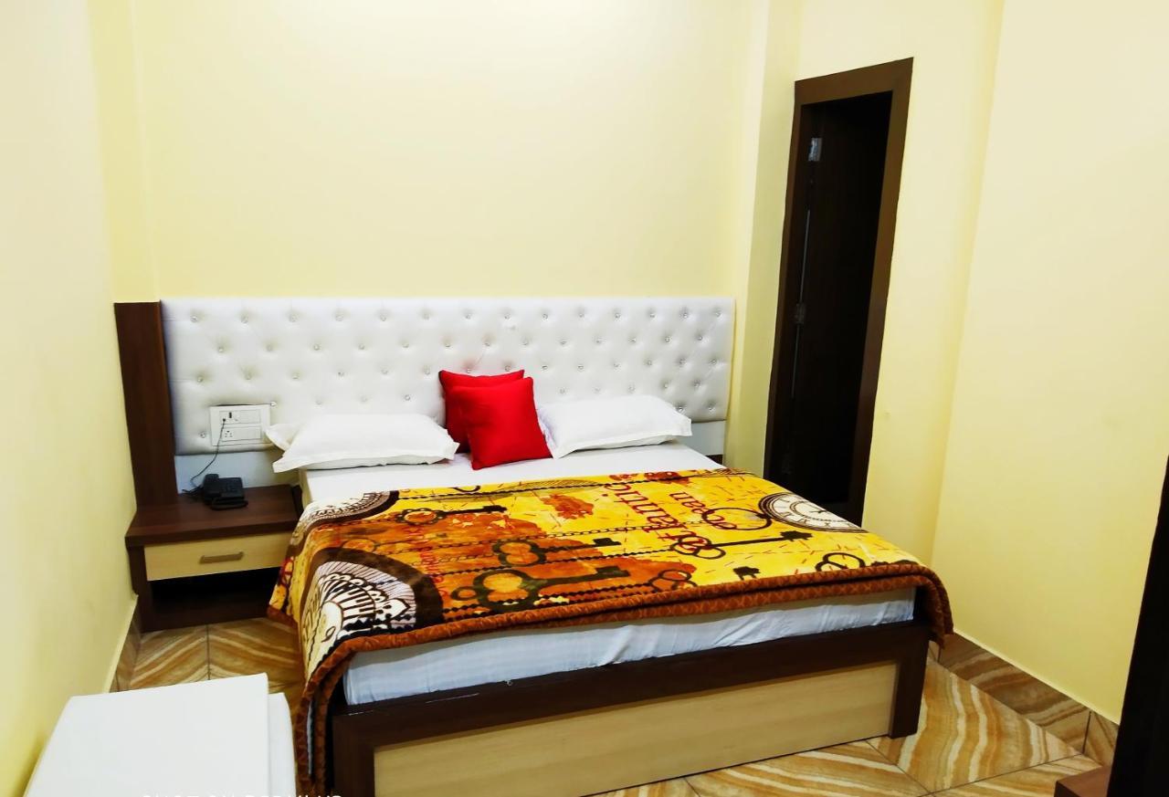 Hotel vinayak inn Haridwār Buitenkant foto